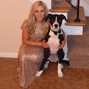 Meet your Posher, Chloe